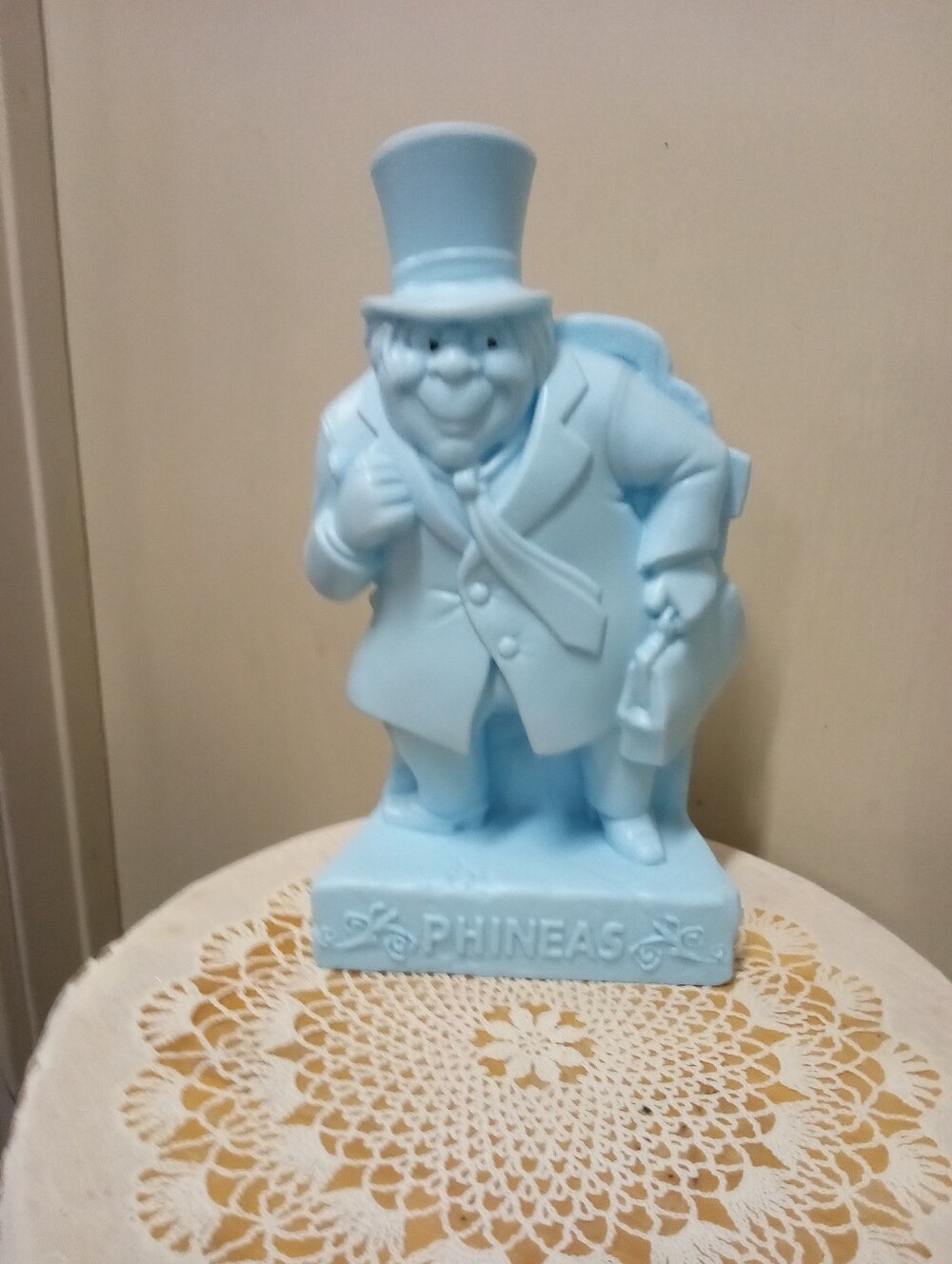 Disney The Haunted Mansion Lighted Phineas - Picture 2 of 7
